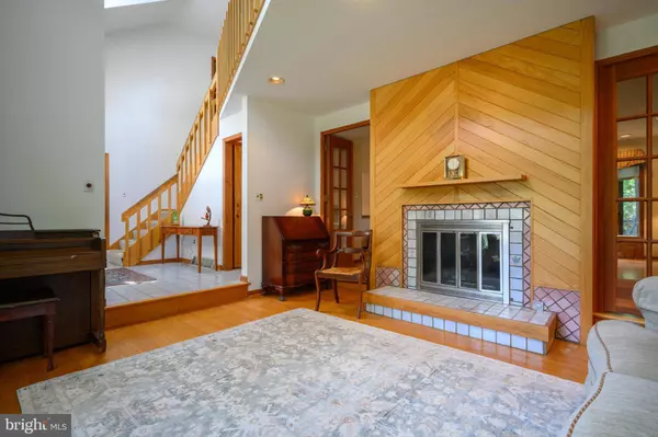 919 SHIPPEN LN, West Chester, PA 19382