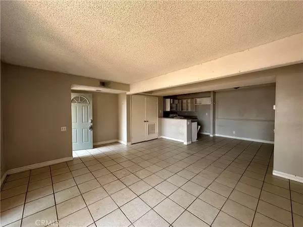 1480 W Edgehill RD #13, San Bernardino, CA 92405