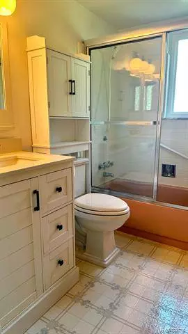 29480 HOOVER Road, Warren, MI 48093