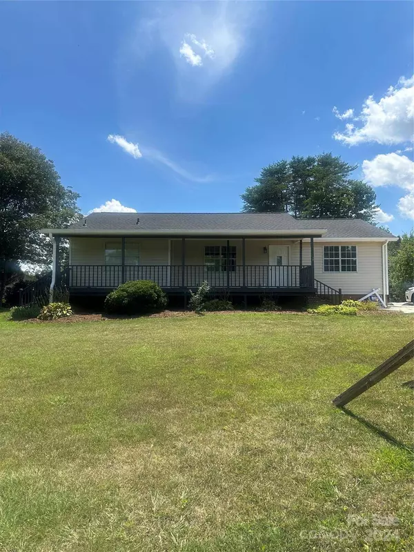 4536 Lakehill DR, Catawba, NC 28609