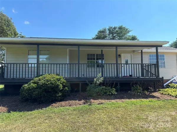 4536 Lakehill DR, Catawba, NC 28609