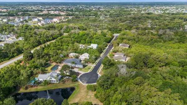 16 CINNAMON GROVE LN, Palm Coast, FL 32137