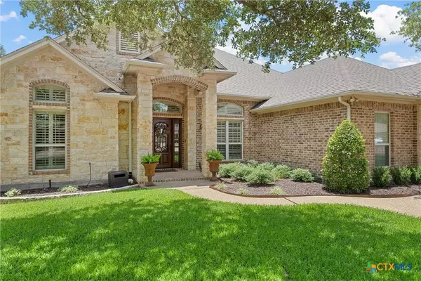 413 Northridge CIR, West, TX 76691