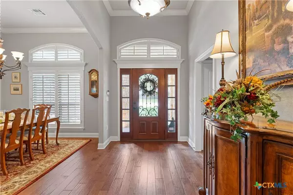 413 Northridge CIR, West, TX 76691