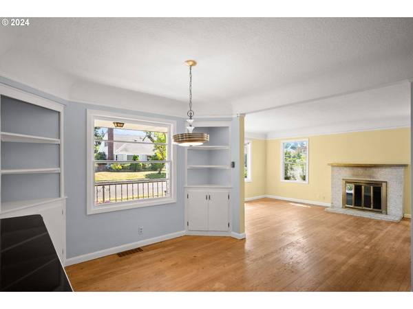 3815 NE WEBSTER ST, Portland, OR 97211