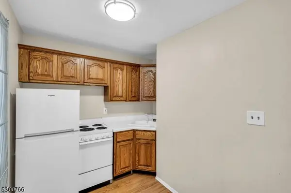 12 Rutgers Way, Hopatcong Boro, NJ 07843