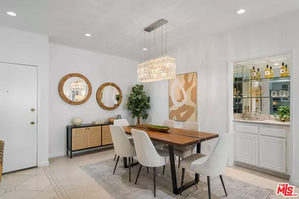 8180 Manitoba St #132, Playa Del Rey, CA 90293