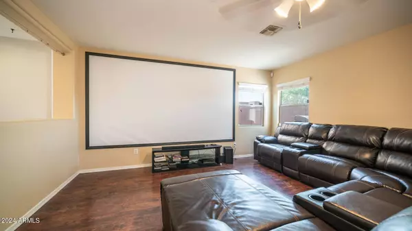 1434 E CHRISTOPHER Street, San Tan Valley, AZ 85140