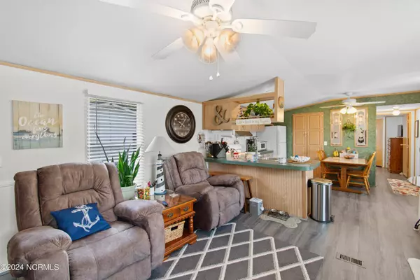 2003 Cedar Lane SW, Supply, NC 28462