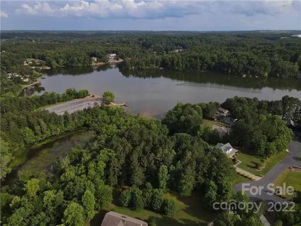 183 Greens RD, Granite Falls, NC 28630