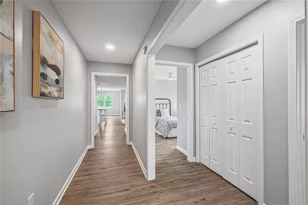 4603 Appleton AVE, Kansas City, MO 64133