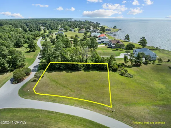 3001 Maritime Drive, Oriental, NC 28571