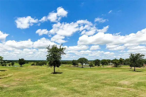 12509 Avondale Ridge Drive, Fort Worth, TX 76179