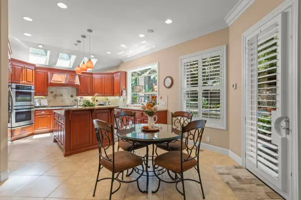 10495 Scenic BLVD, Cupertino, CA 95014