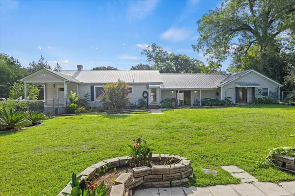 1105 W Frnklin Street, Quincy, FL 32351