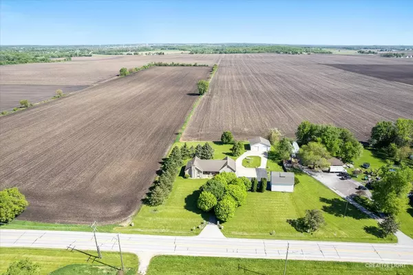 41W978 Main Street RD, Elburn, IL 60119