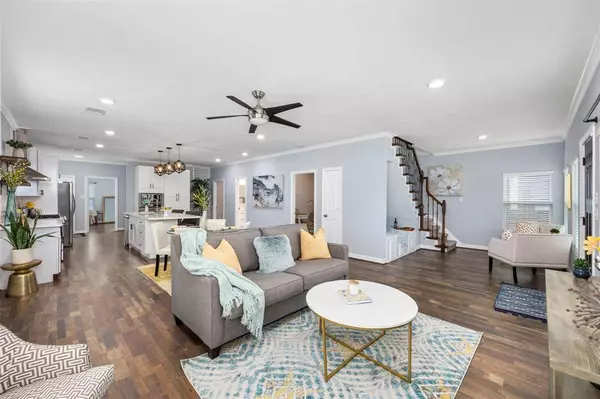 5005 Hardy ST, Houston, TX 77009