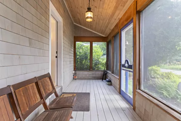 439 Long Point RD, Harpswell, ME 04079