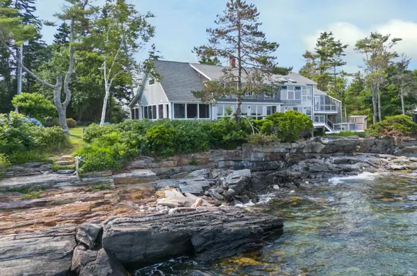 439 Long Point RD, Harpswell, ME 04079