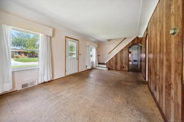 29706 Maison Street, Saint Clair Shores, MI 48082