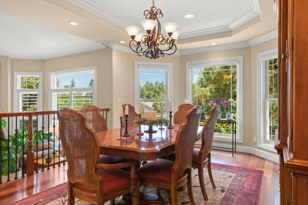 10495 Scenic BLVD, Cupertino, CA 95014