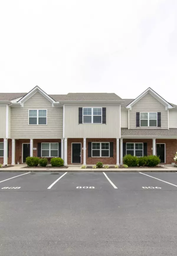 806 Staten Dr, Murfreesboro, TN 37128