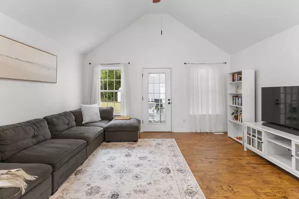 921 Foxboro Dr, Lewisburg, TN 37091