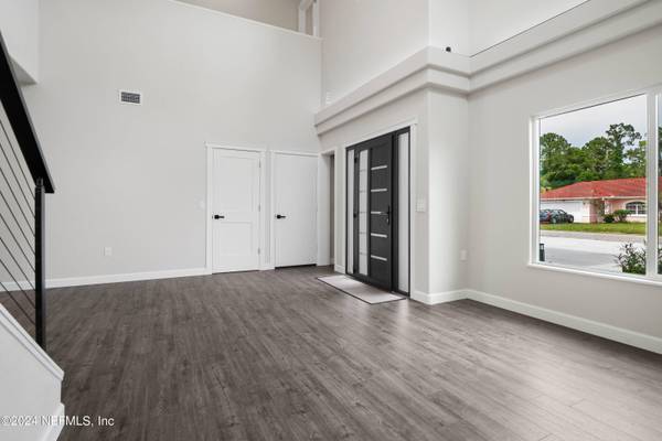 24 PRINCESS DOLORES LN, Palm Coast, FL 32164