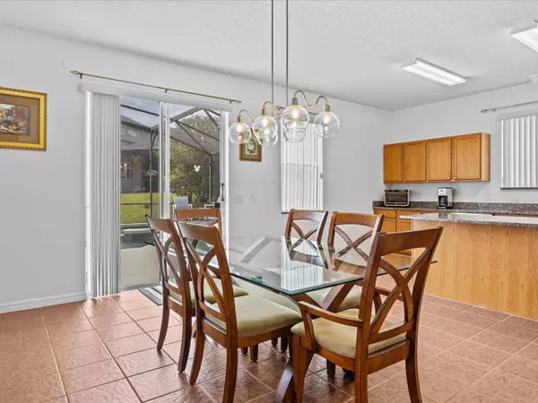 272 WILLOW VIEW DR, Davenport, FL 33896