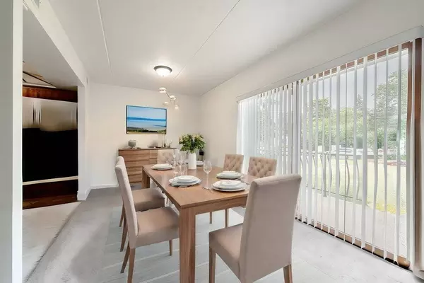 15850 Laramie AVE #101, Oak Forest, IL 60452