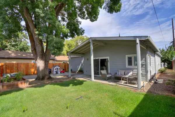 34 Jefferson ST, Woodland, CA 95695