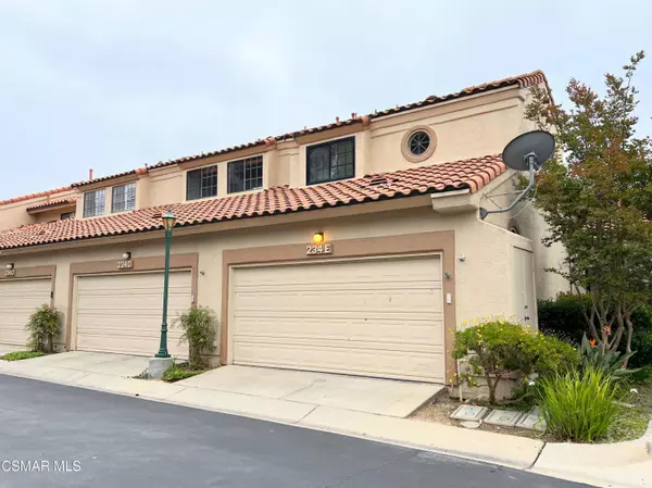 234 Country Club Drive #E, Simi Valley, CA 93065