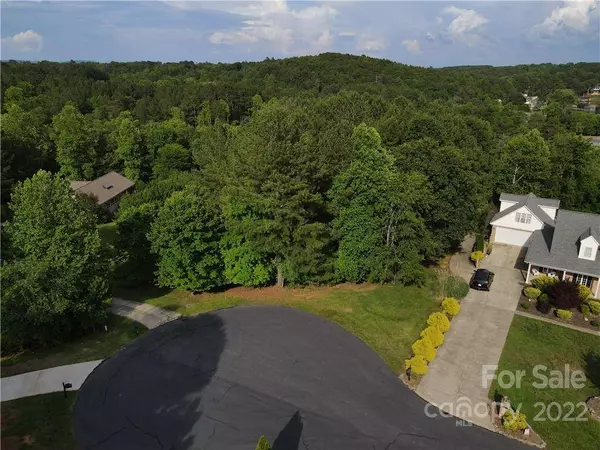 183 Greens RD, Granite Falls, NC 28630