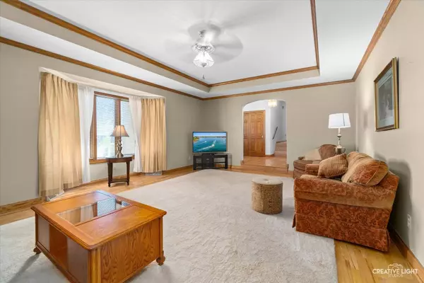 41W978 Main Street RD, Elburn, IL 60119