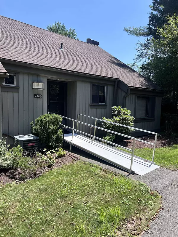 766 Heritage Village #B, Southbury, CT 06488