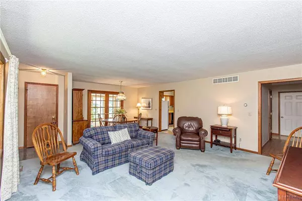 77 Lakengren Drive, Eaton, OH 45320