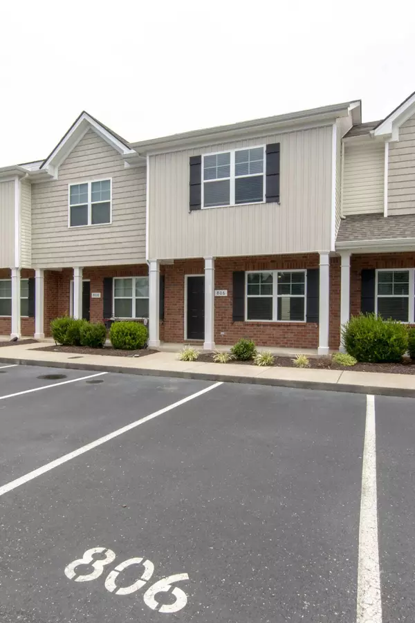 806 Staten Dr, Murfreesboro, TN 37128