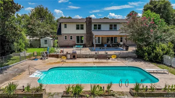 712 Sable LN, Northport, AL 35473