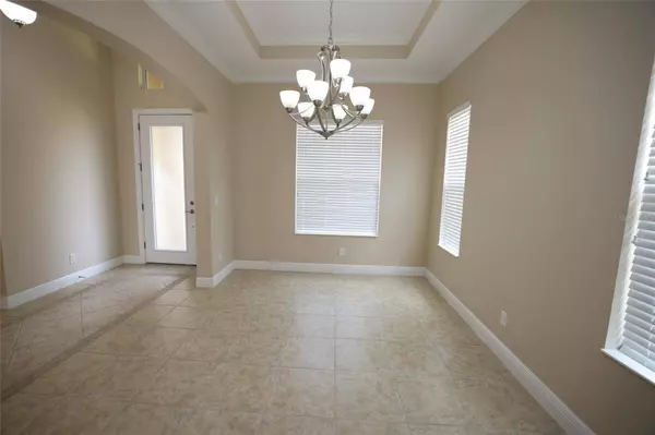 124 PESARO DR, North Venice, FL 34275