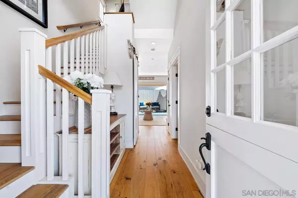 339 Palm Ave, Coronado, CA 92118