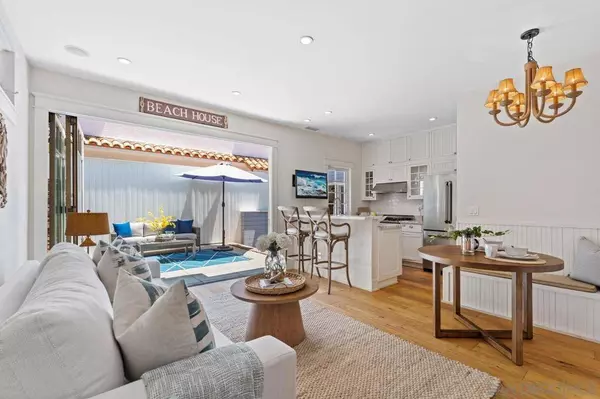 339 Palm Ave, Coronado, CA 92118