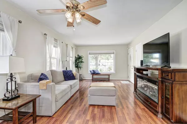 34 Jefferson ST, Woodland, CA 95695