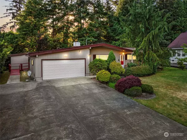 611 N 6th ST, Montesano, WA 98563