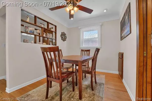 13285 SYCAMORE Street, Southgate, MI 48195