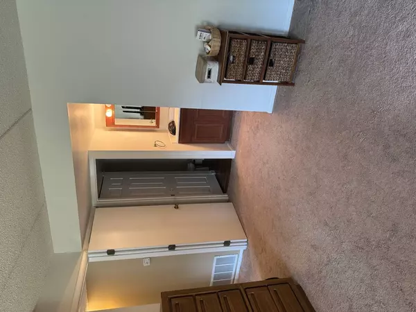 920 Vose DR #103, Gurnee, IL 60031