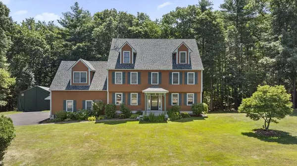 5 Evergreen Ln, Groveland, MA 01834