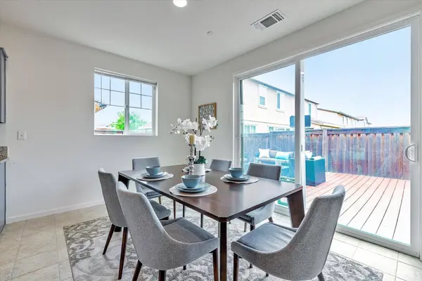 110 Bridalveil WAY, Oakley, CA 94561