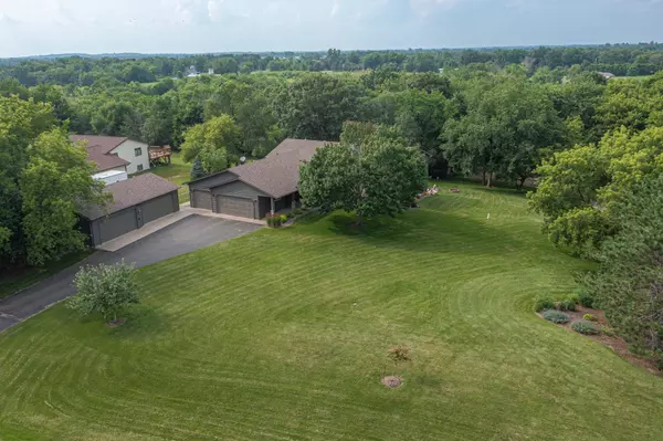 731 Wilfred RD, Hudson, WI 54016