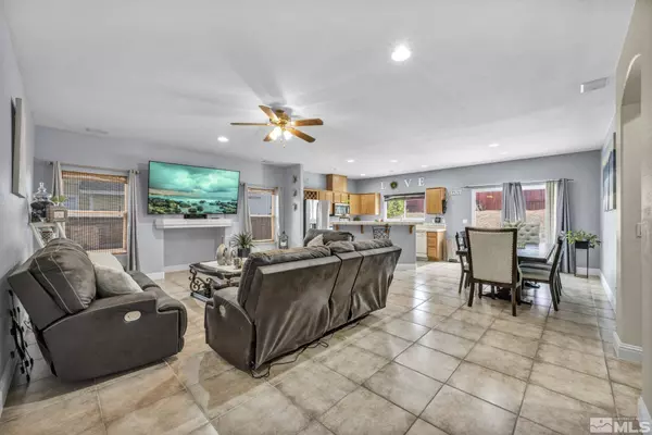 9747 Autumn Leaf, Reno, NV 89506