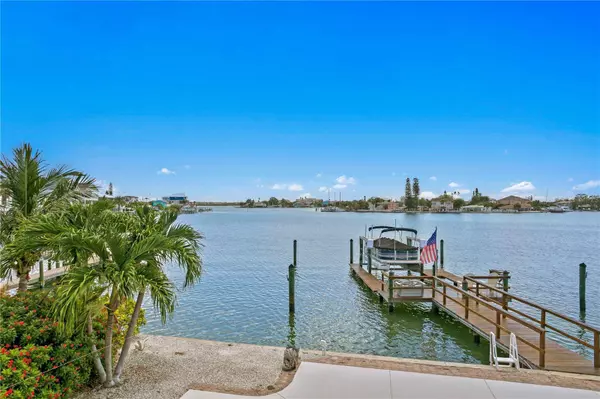 14265 N BAYSHORE DR #A, St Petersburg, FL 33708